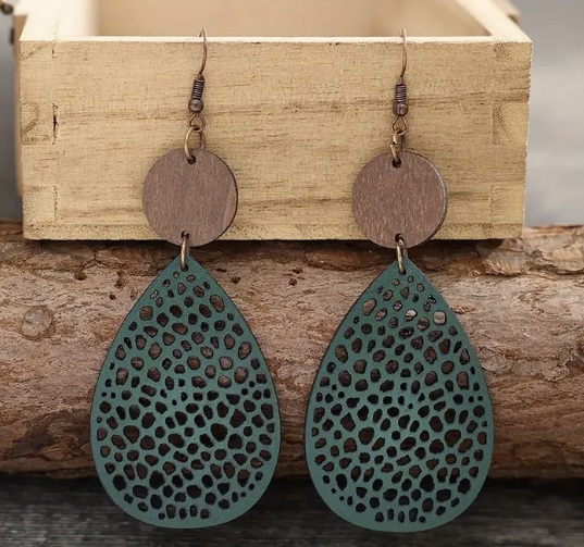 Vintage Hohlförmige Blatt-Ohrringe