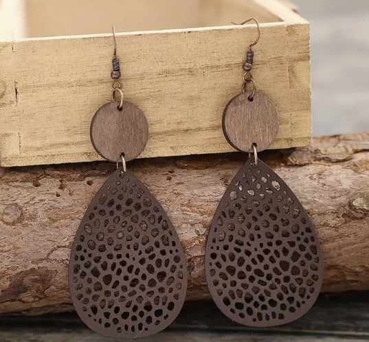 Vintage Hohlförmige Blatt-Ohrringe