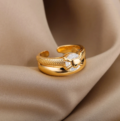 Eleganter 18 Karat vergoldeter Ring "Pure Heart" für strahlende Momente