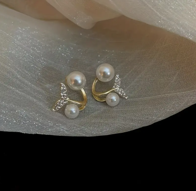 Meerjungfrauenschwanz Ohrringe mit Perlen & Rhinestone
