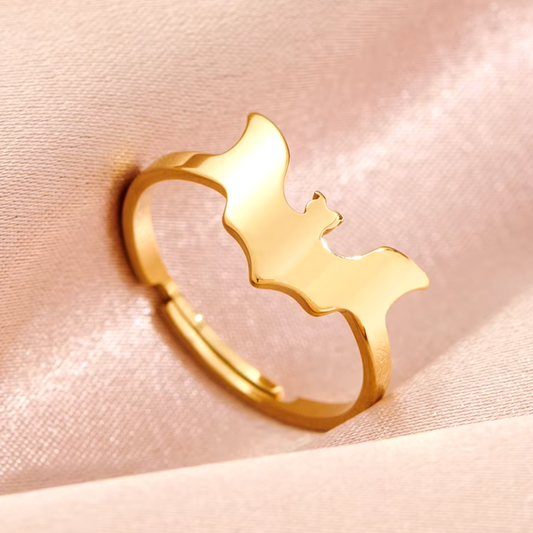 Eleganter Gothic Fledermaus Halloween Ring aus hypoallergenem, 18K vergoldetem Stahl
