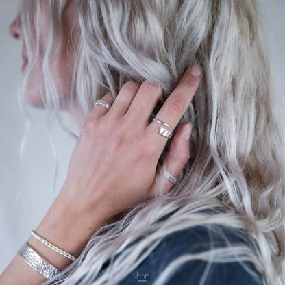 Eleganter verstellbarer Ring aus hochwertigem 925er Sterlingsilber